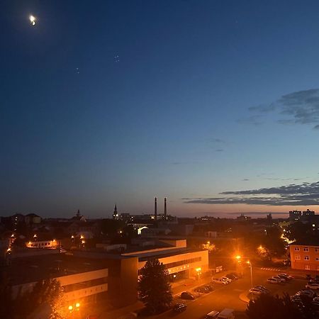 Hodonin Centre Viewアパートメント エクステリア 写真